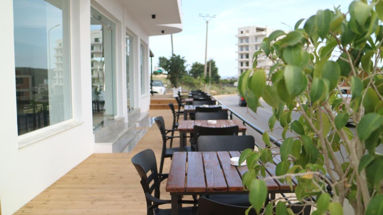 Alnes Hotel Sarandë Exterior foto
