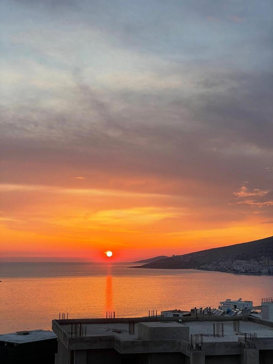 Alnes Hotel Sarandë Exterior foto