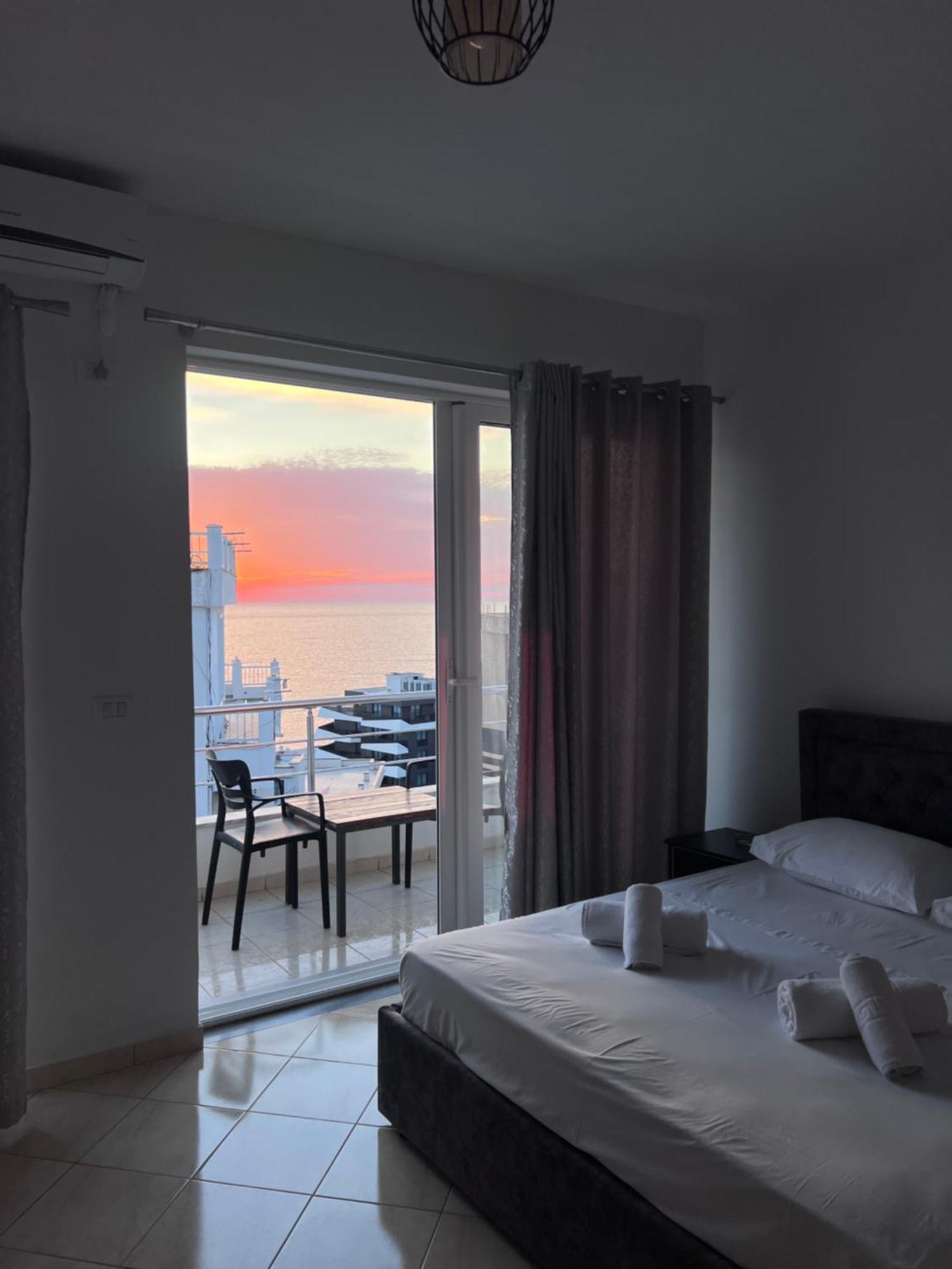 Alnes Hotel Sarandë Exterior foto