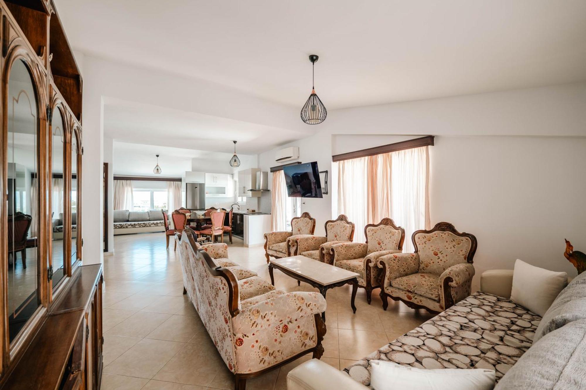 Alnes Hotel Sarandë Exterior foto